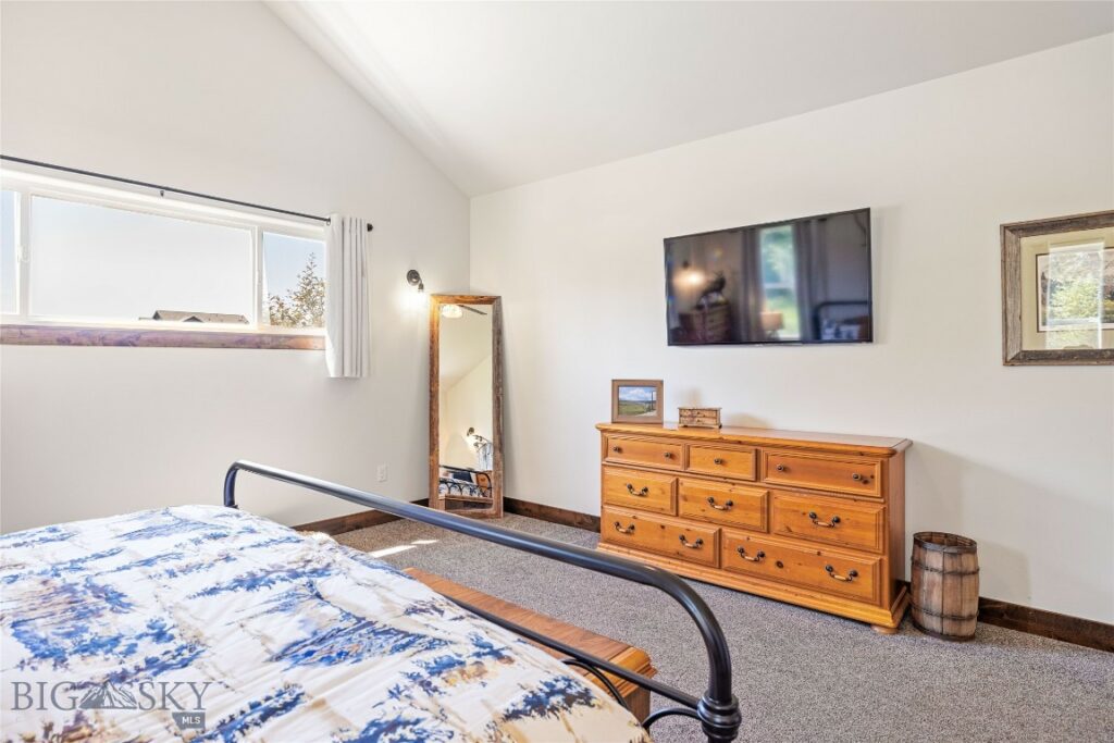 31 Coolwater Way, Bozeman MT 59718