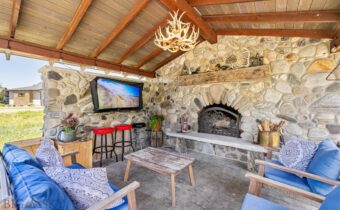 31 Coolwater Way, Bozeman MT 59718