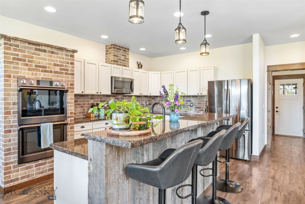 31 Coolwater Way, Bozeman MT 59718