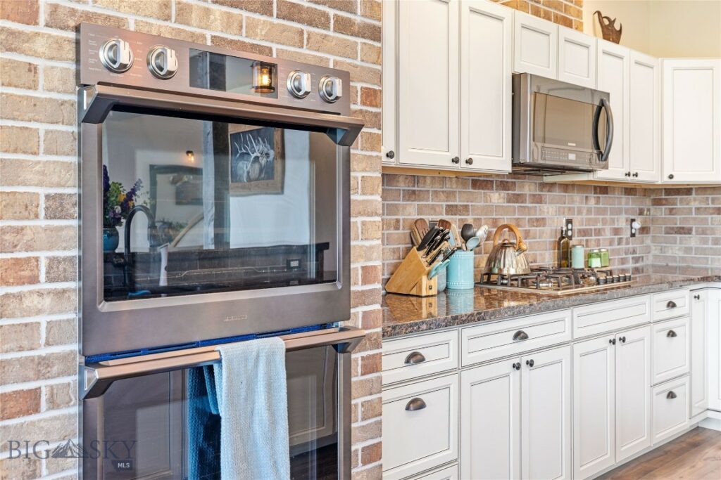 31 Coolwater Way, Bozeman MT 59718