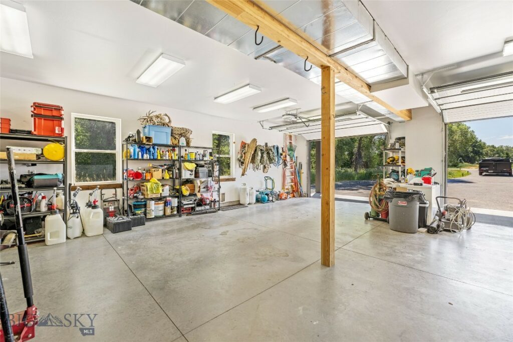 31 Coolwater Way, Bozeman MT 59718