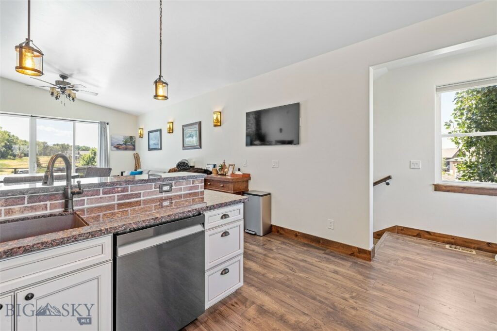 31 Coolwater Way, Bozeman MT 59718