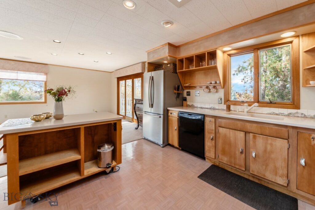 31 Dovetail Lane, Bozeman MT 59718
