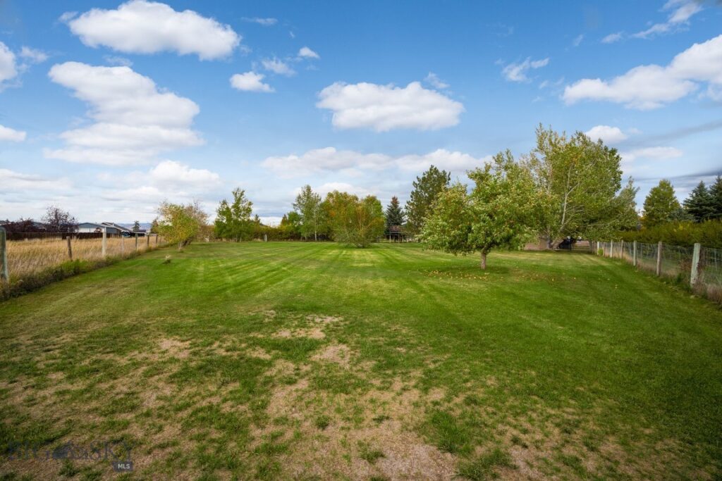 31 Pinnacle Drive, Belgrade MT 59714