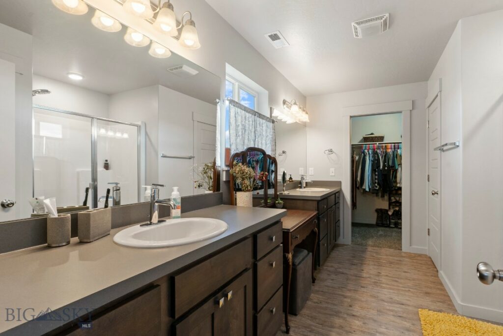 310 Rugged Creek Avenue, Belgrade MT 59714