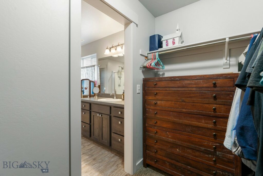 310 Rugged Creek Avenue, Belgrade MT 59714