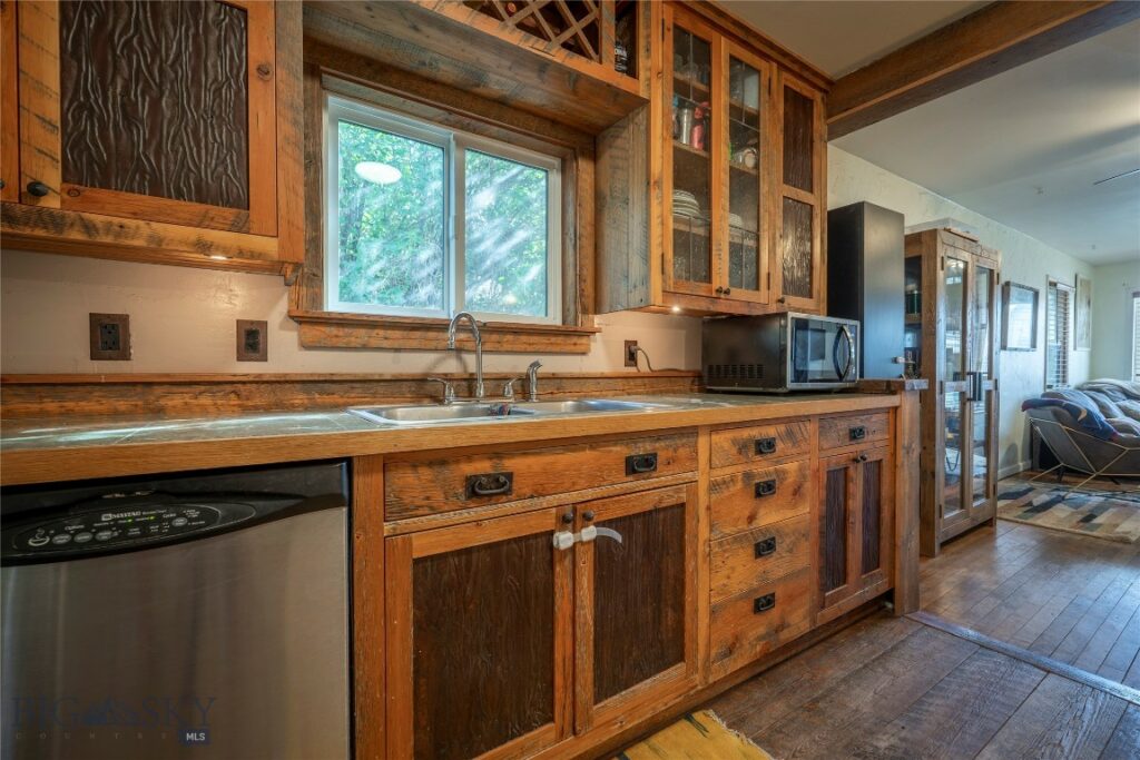311 S B Street, Livingston MT 59047