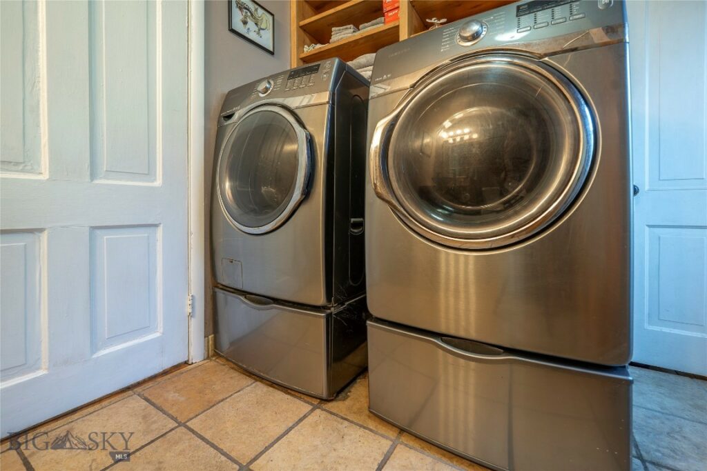 311 S B Street, Livingston MT 59047