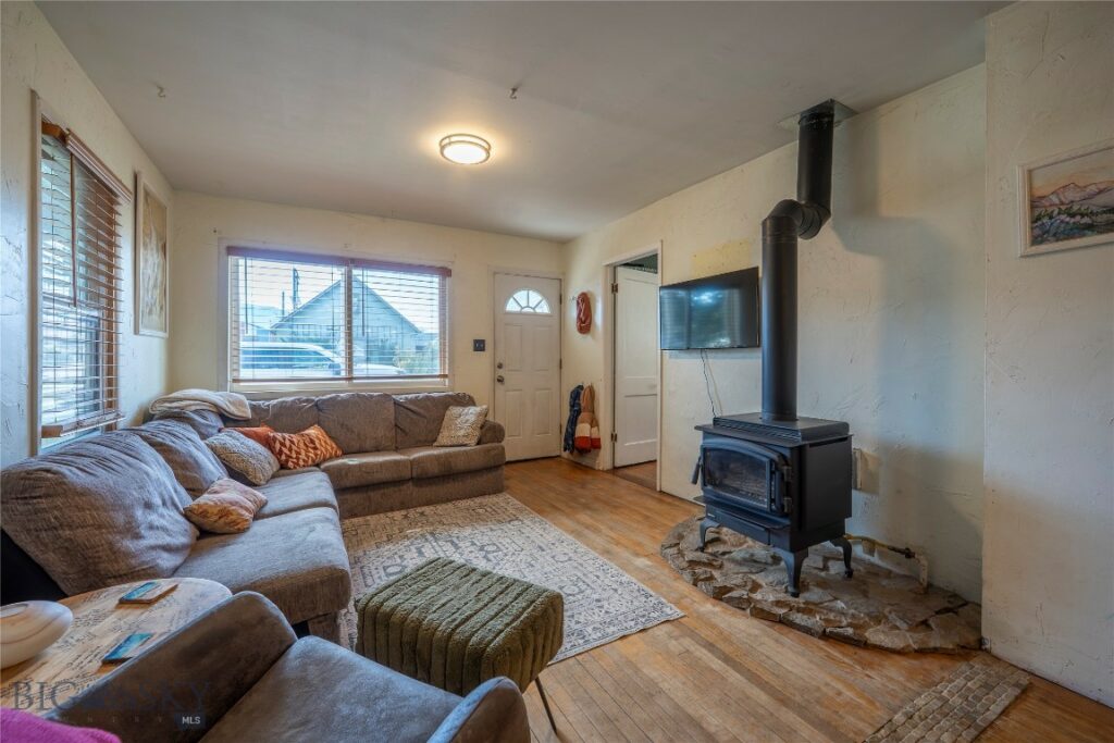 311 S B Street, Livingston MT 59047