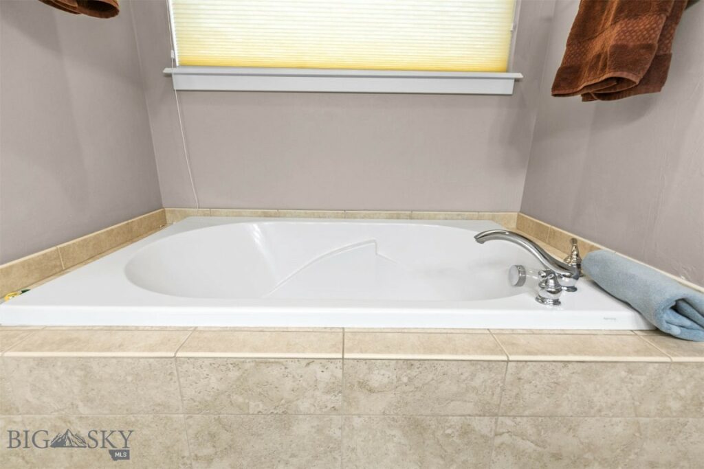 3118 Gardenbrook Lane, Bozeman MT 59715