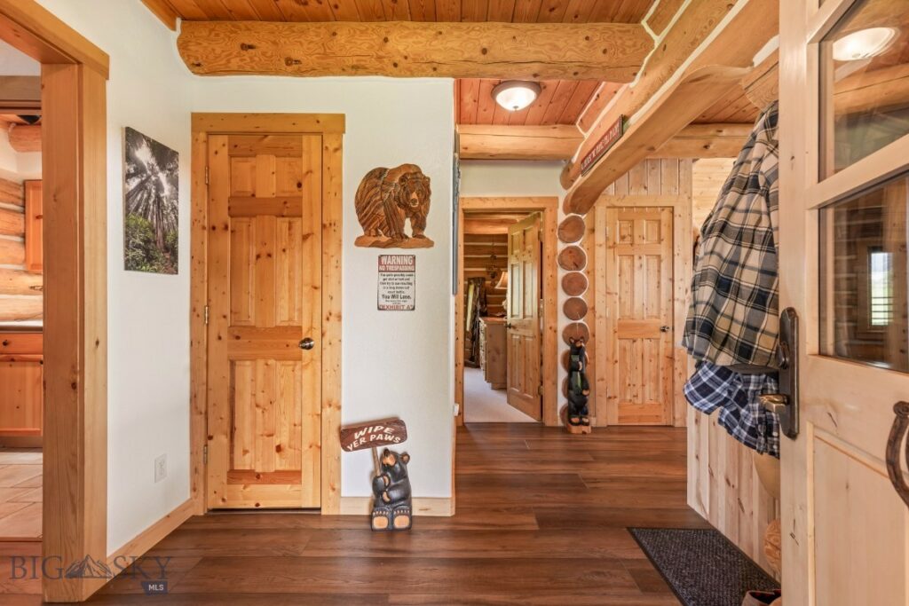 315 Brown Pony Trail, Belgrade MT 59714