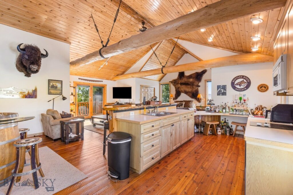 315 Brown Pony Trail, Belgrade MT 59714
