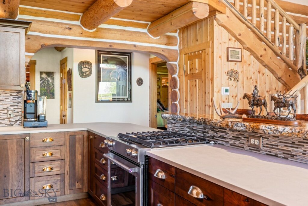 315 Brown Pony Trail, Belgrade MT 59714