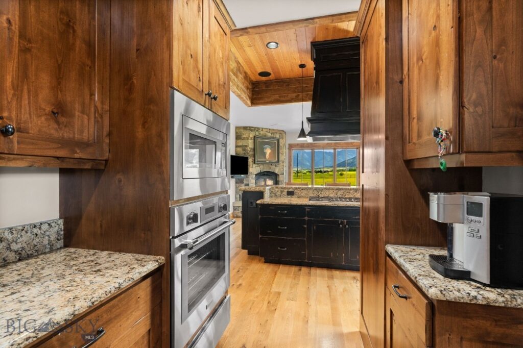 316 Belle Creek Road, Belgrade MT 59714