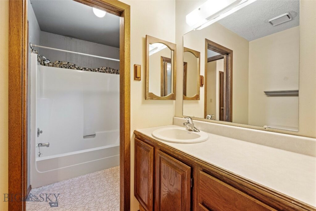317 N 22nd Avenue, Bozeman MT 59718