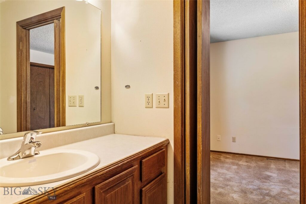 317 N 22nd Avenue, Bozeman MT 59718