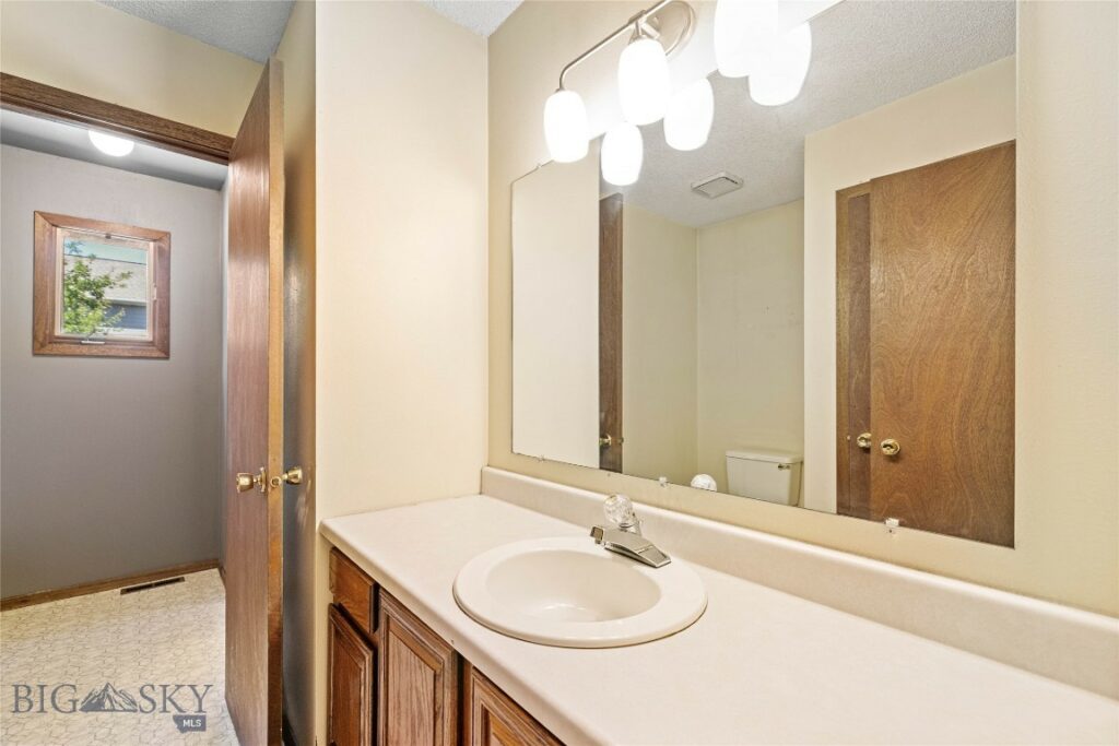 317 N 22nd Avenue, Bozeman MT 59718