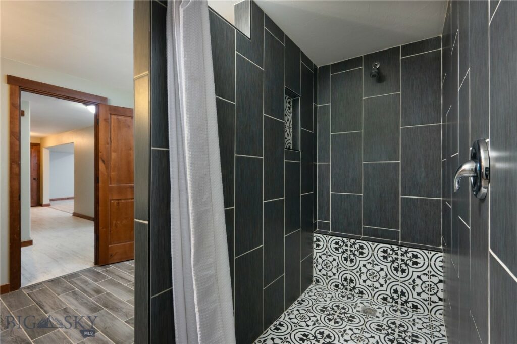 317 Shelter Grove, Bozeman MT 59718