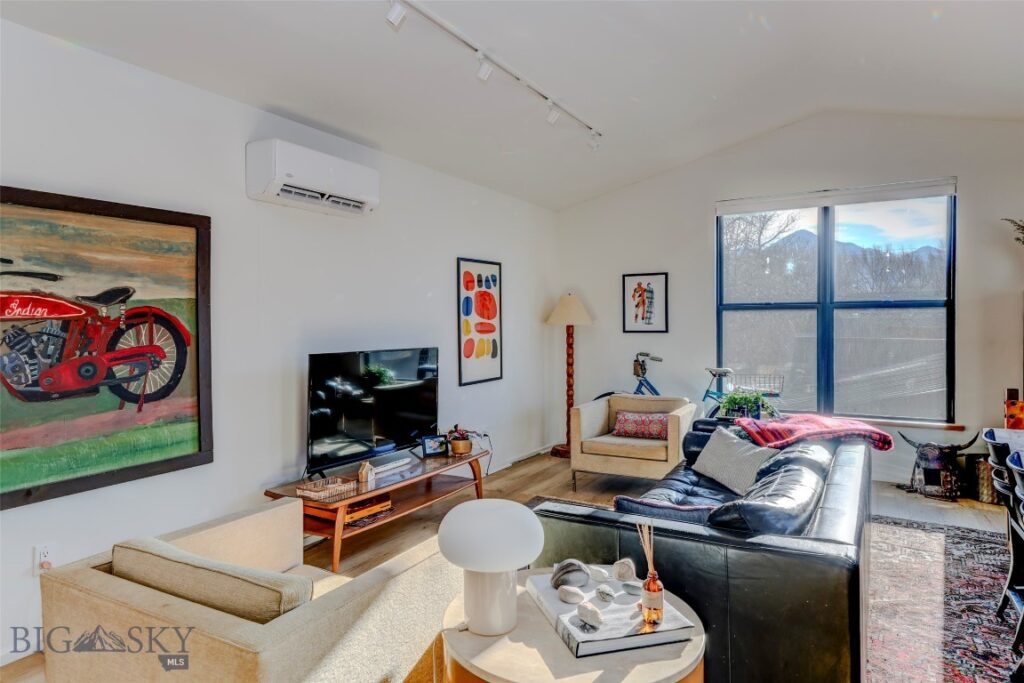 317 S D Street, Livingston MT 59047