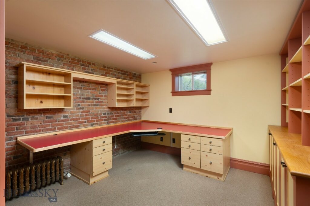 319 S 3rd Avenue, Bozeman MT 59715