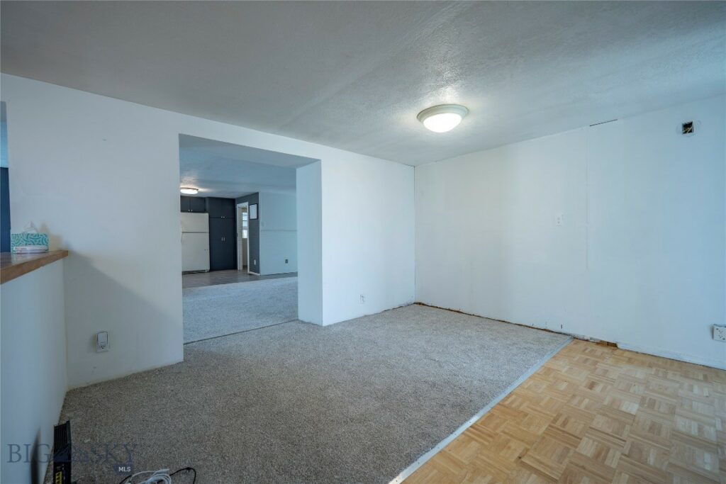 32 Prairie Dog Road, Livingston MT 59047