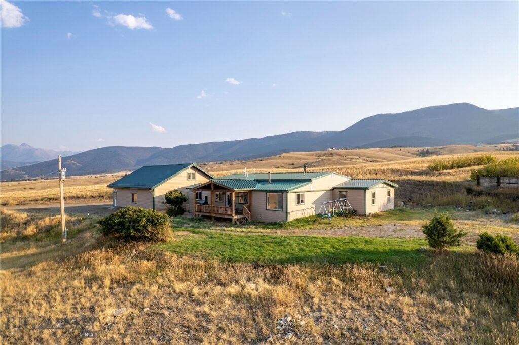 32 Prairie Dog Road, Livingston MT 59047