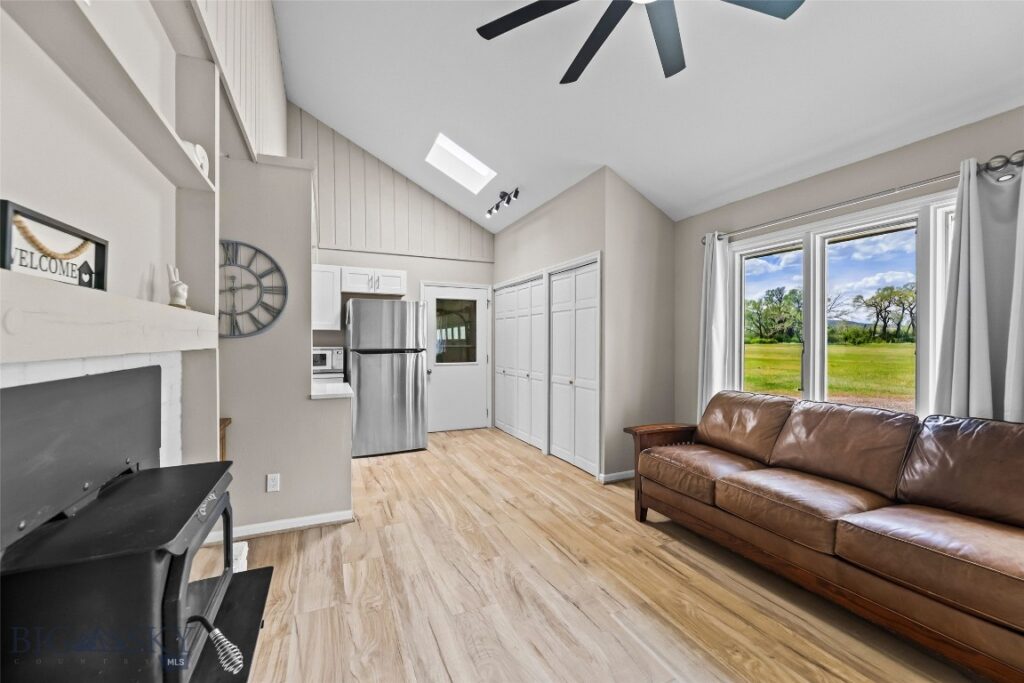 32 Strong Lane, Livingston MT 59047