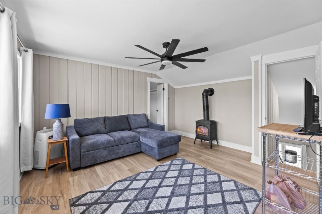32 Strong Lane, Livingston MT 59047