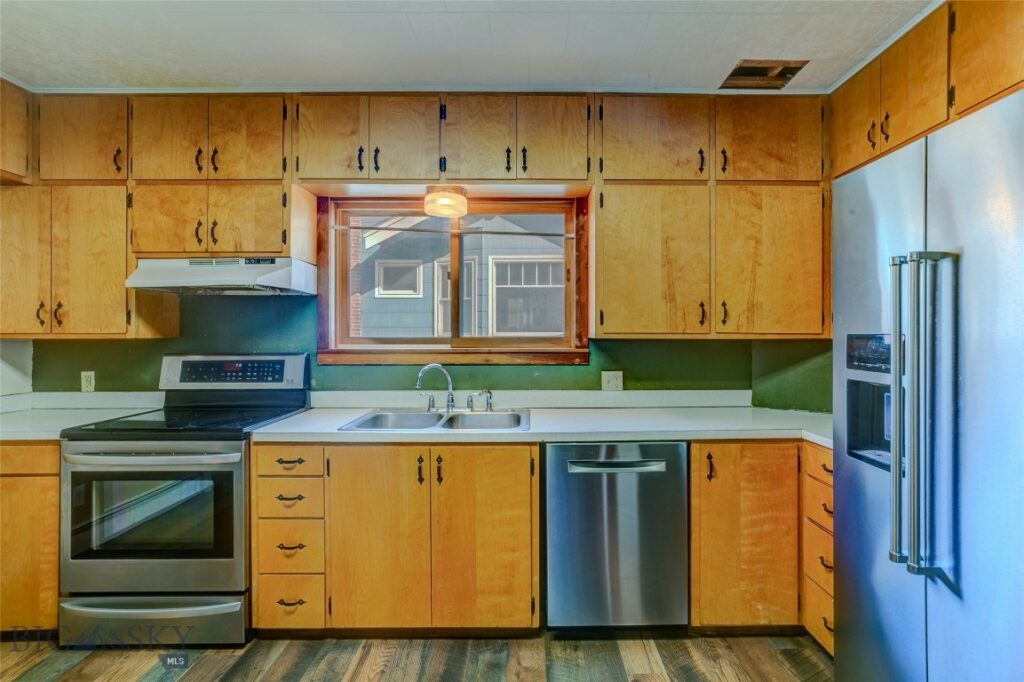 320 N 2nd Street, Livingston MT 59047