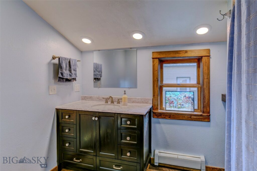 320 N 2nd Street, Livingston MT 59047