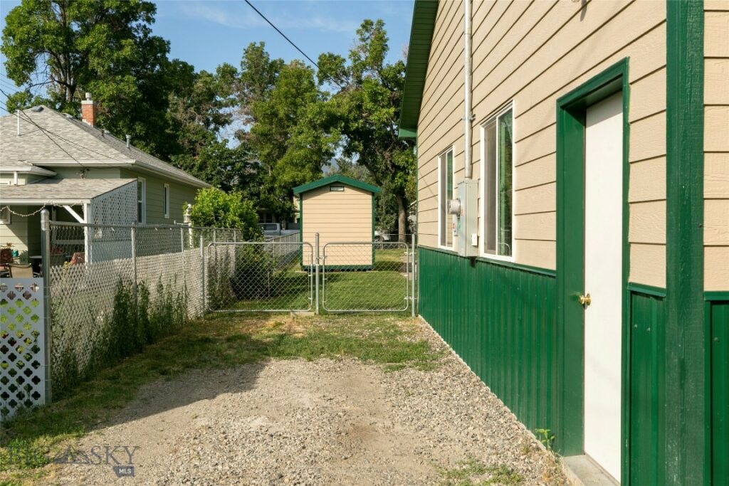 320 N 2nd Street, Livingston MT 59047