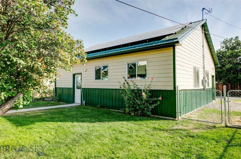 320 N 2nd Street, Livingston MT 59047
