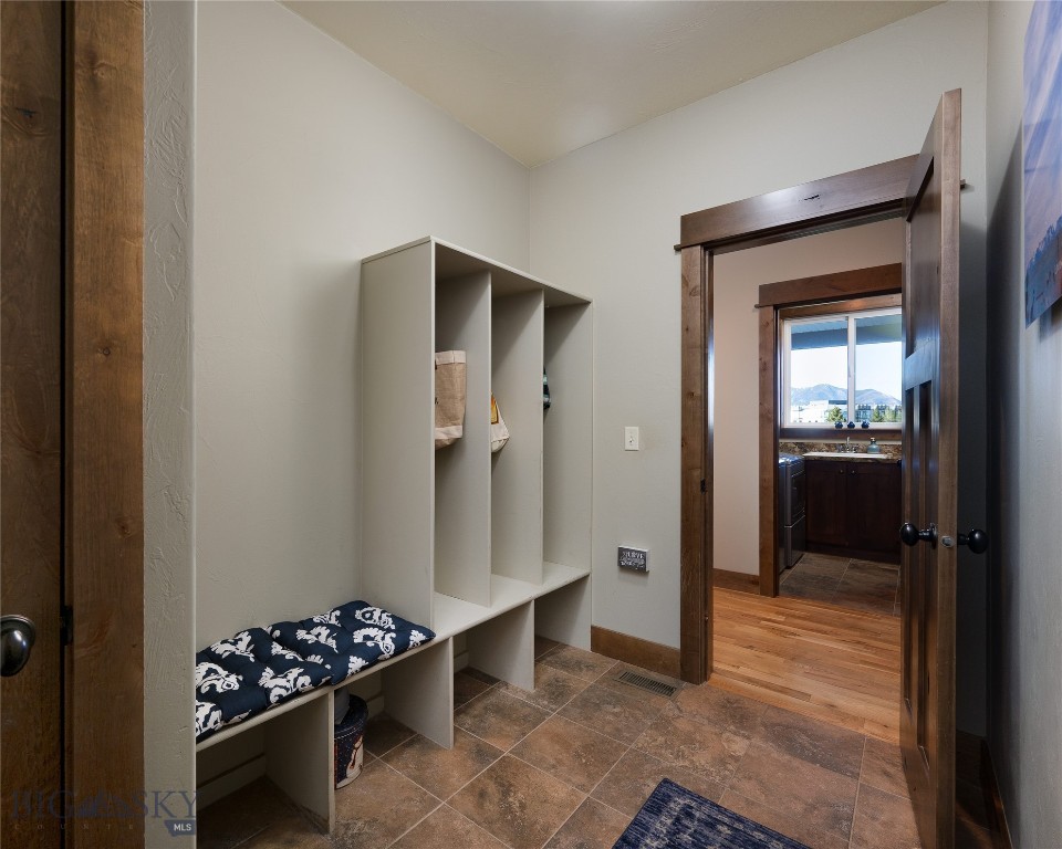 3200 Golden Sun Drive, Bozeman MT 59718