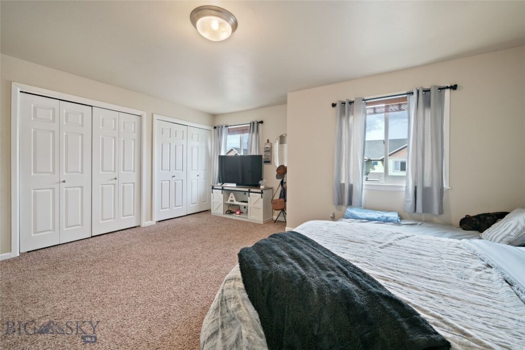 3206 Warbler Way, Bozeman MT 59718