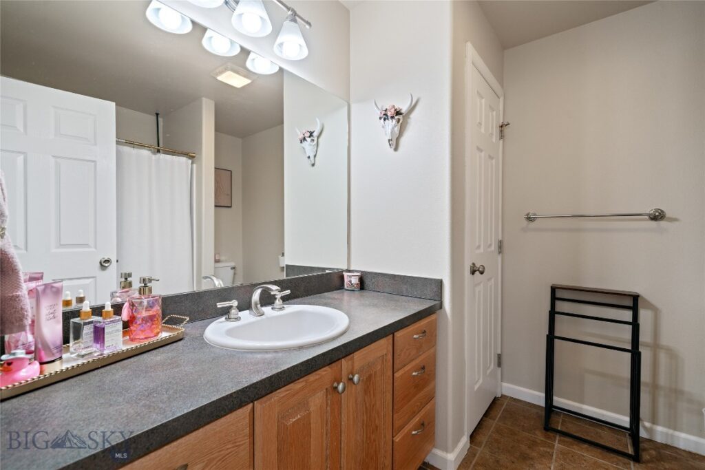 3206 Warbler Way, Bozeman MT 59718