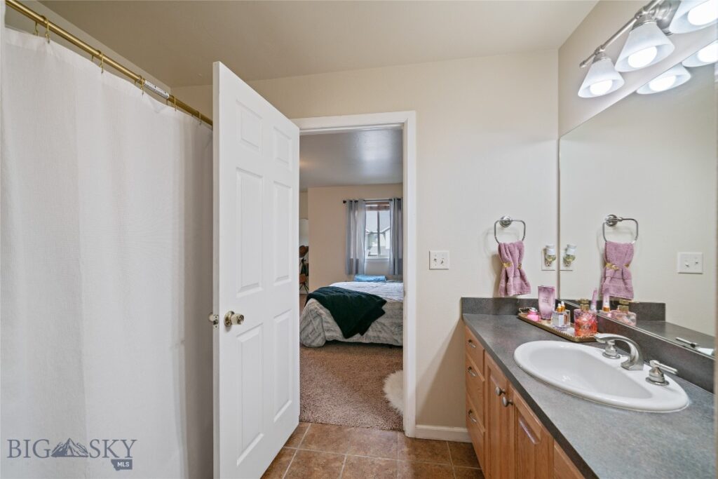 3206 Warbler Way, Bozeman MT 59718