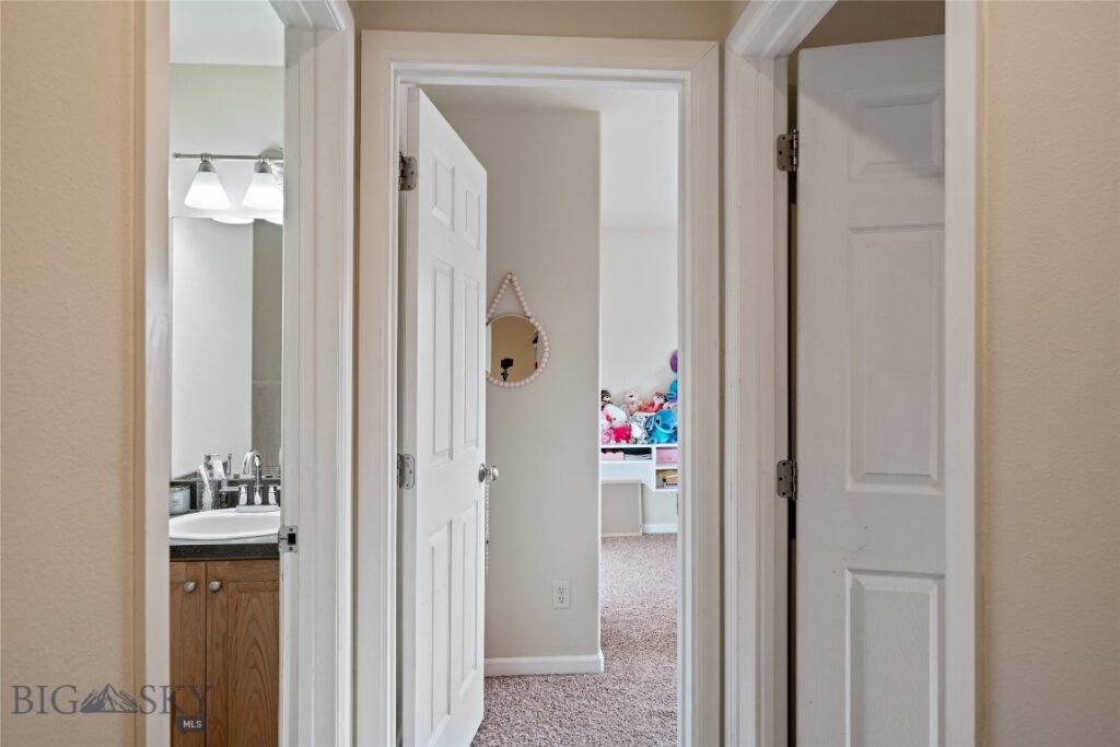 3206 Warbler Way, Bozeman MT 59718