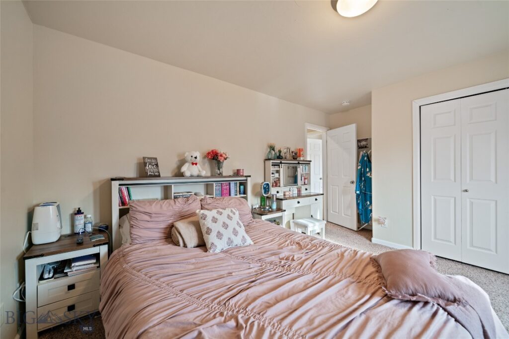 3206 Warbler Way, Bozeman MT 59718