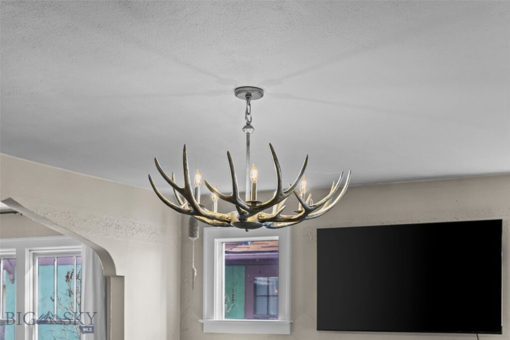 321 S 3rd Street, Livingston MT 59047