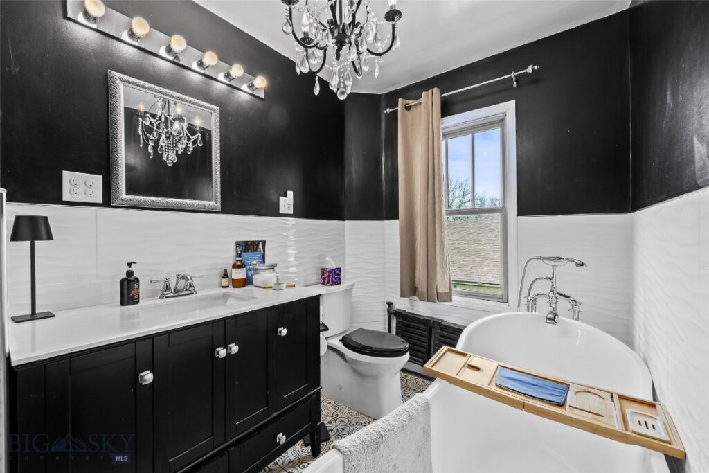 321 S 3rd Street, Livingston MT 59047