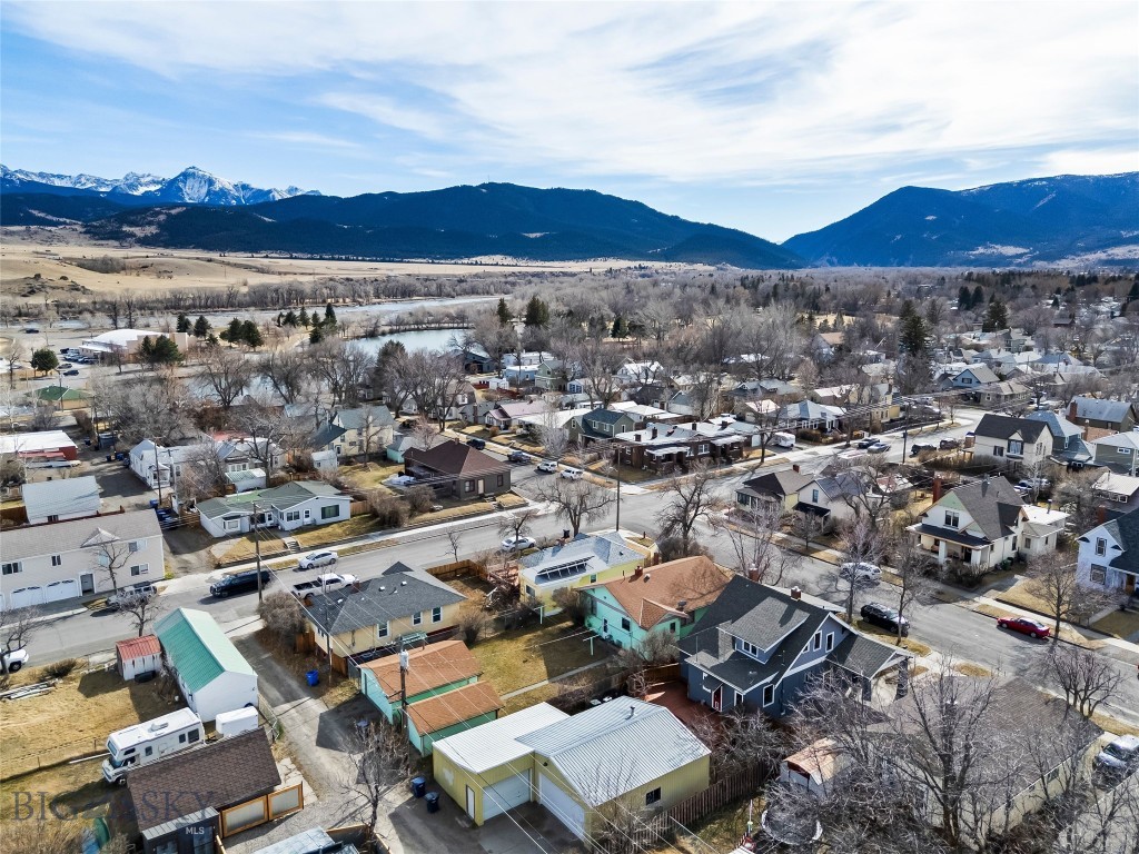 321 S 3rd Street, Livingston MT 59047