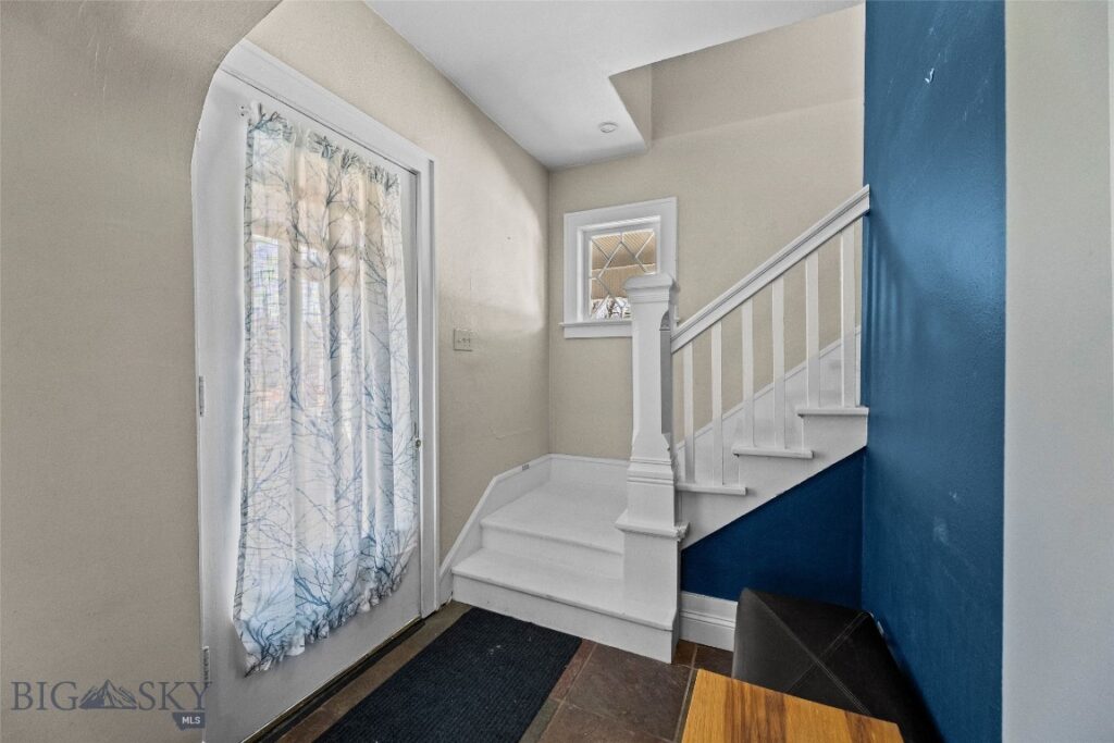 321 S 3rd Street, Livingston MT 59047