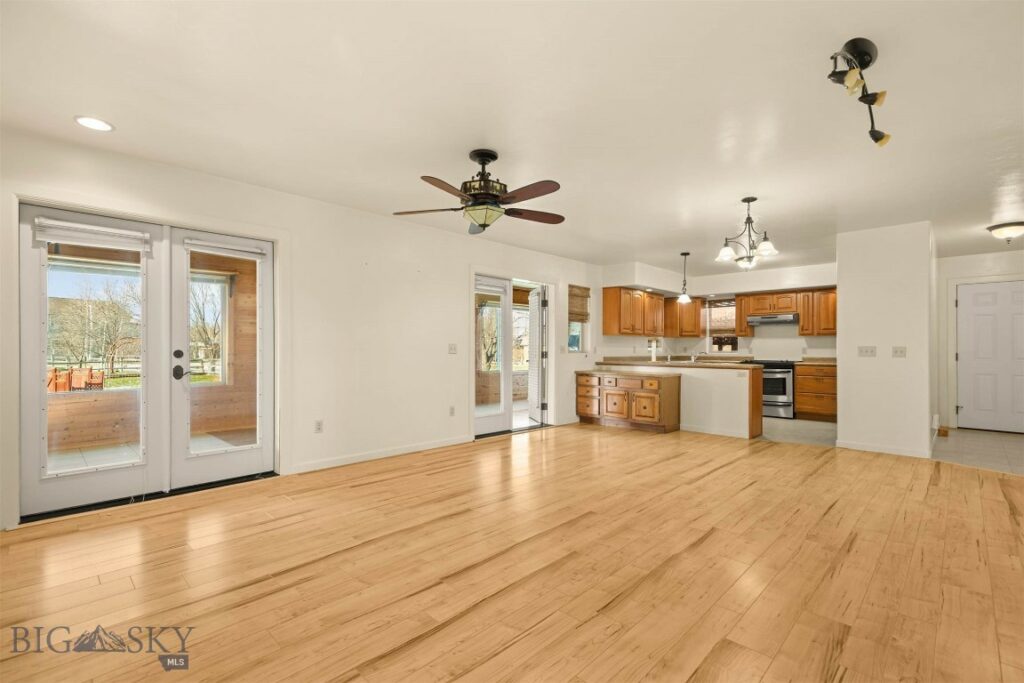 321 E Tobiano Trail, Belgrade MT 59714