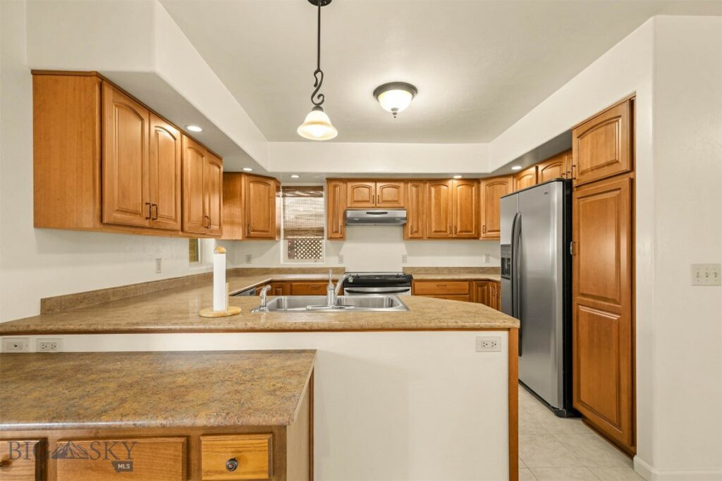 321 E Tobiano Trail, Belgrade MT 59714