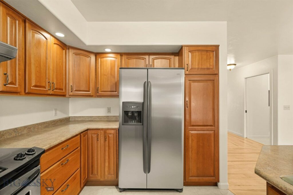 321 E Tobiano Trail, Belgrade MT 59714