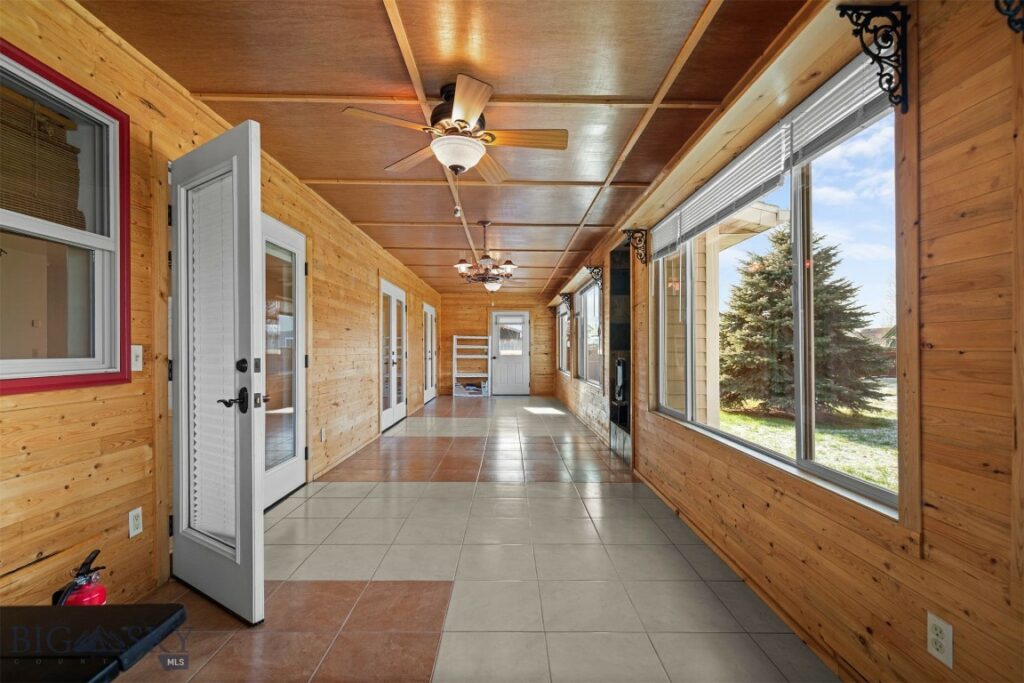 321 E Tobiano Trail, Belgrade MT 59714