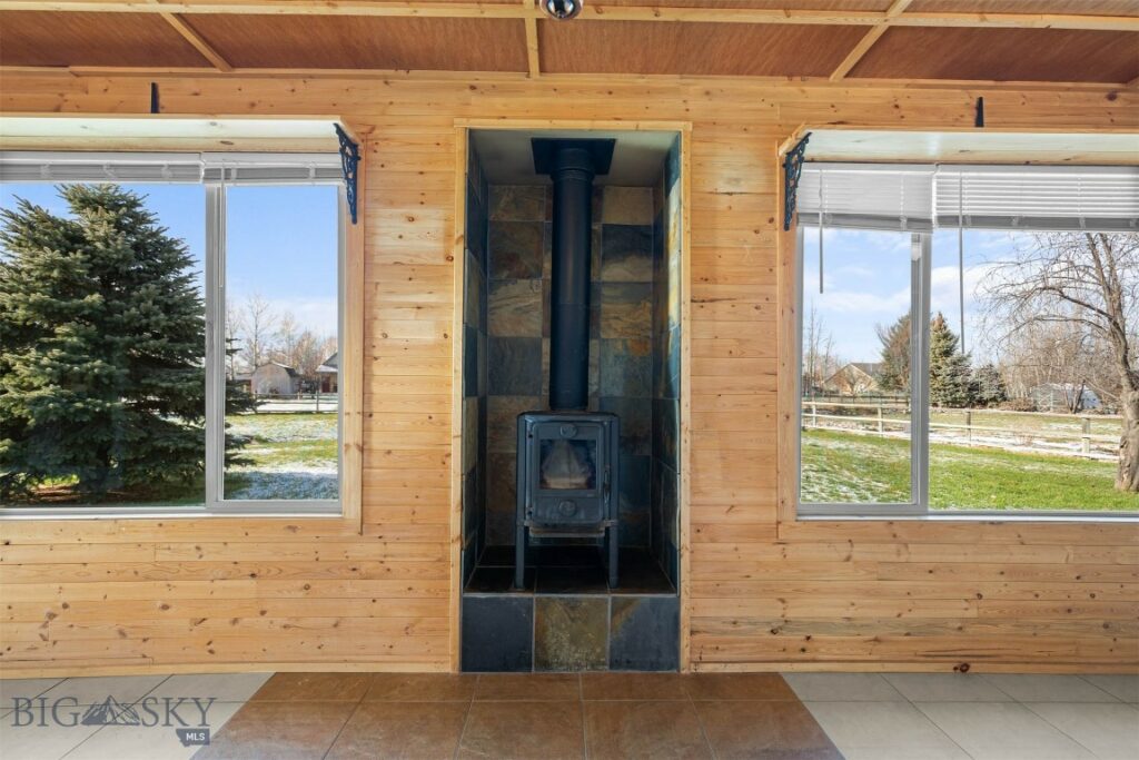 321 E Tobiano Trail, Belgrade MT 59714