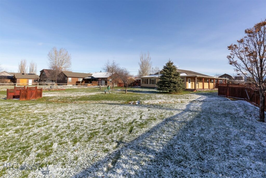 321 E Tobiano Trail, Belgrade MT 59714