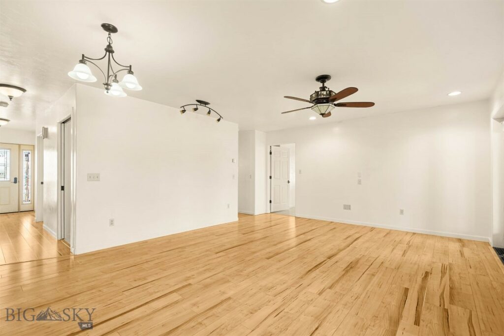 321 E Tobiano Trail, Belgrade MT 59714