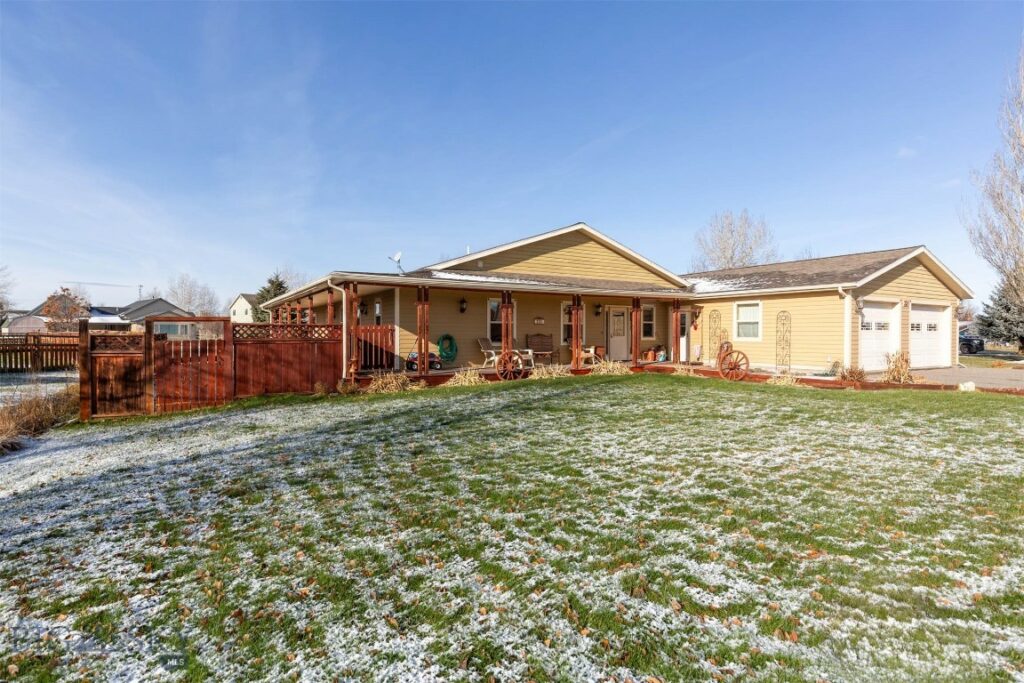 321 E Tobiano Trail, Belgrade MT 59714